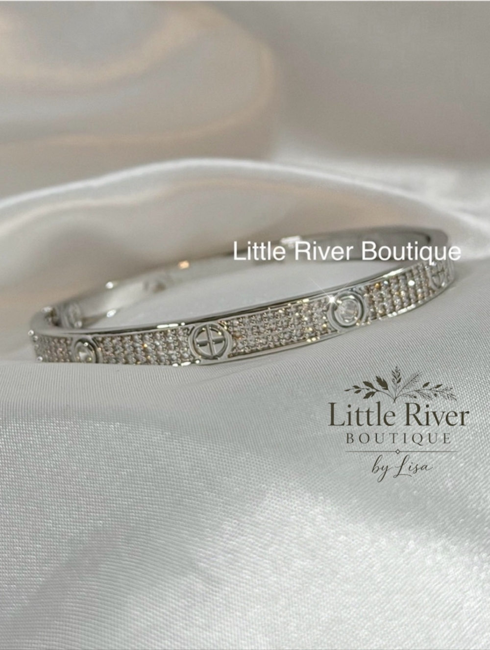 Gorgeous pave bracelet. 18cm
